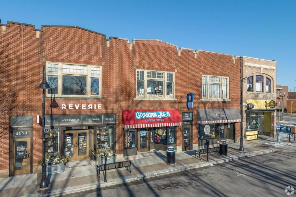 Central Falls Hideaway Cuyahoga Falls Eksteriør billede
